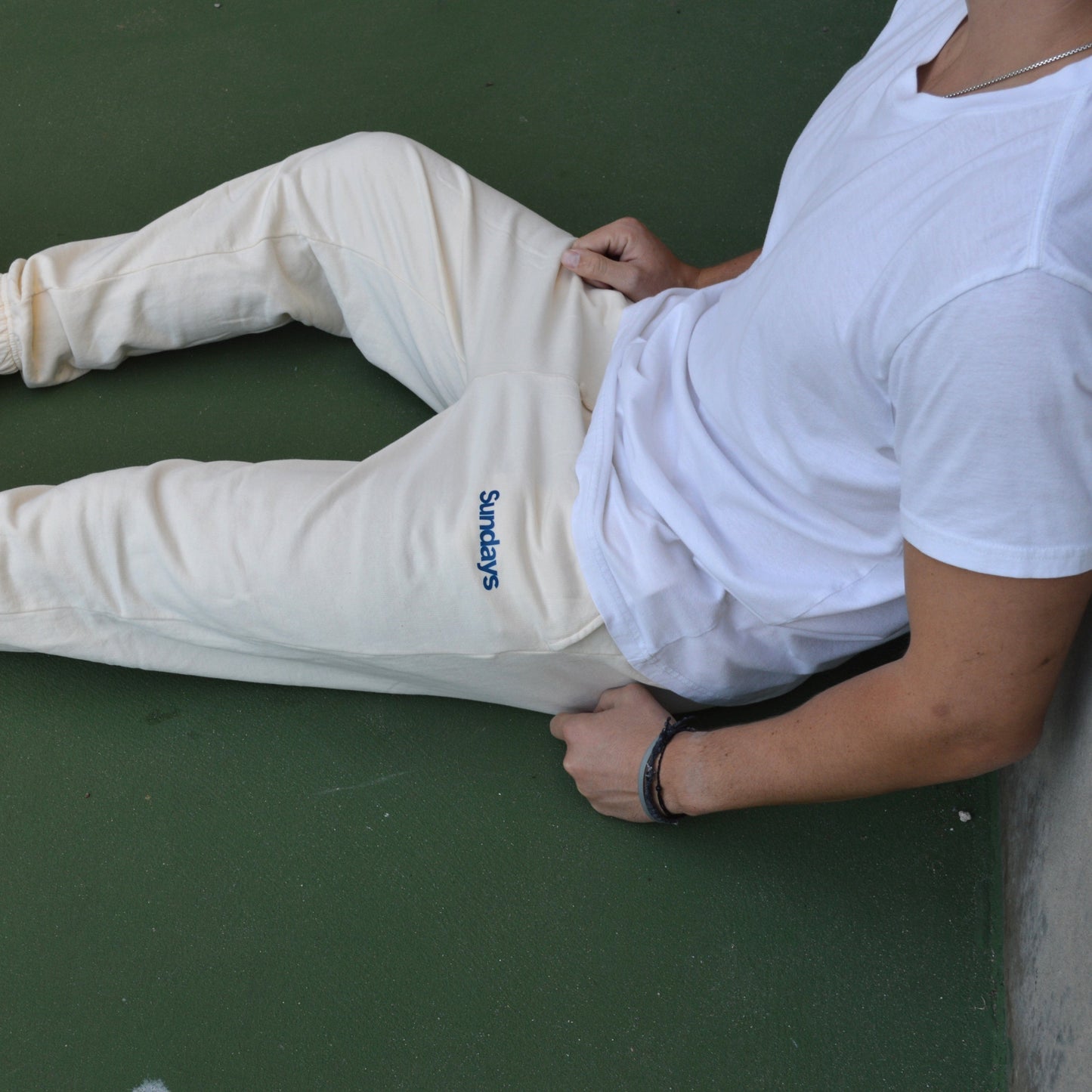 Lightweight Cotton Fleece Sweats | Ivory & Navy